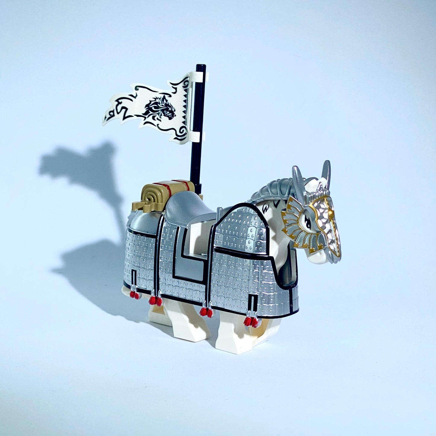 DeCool Three Kingdoms Figurine - Heavy Armor Horse (20688)