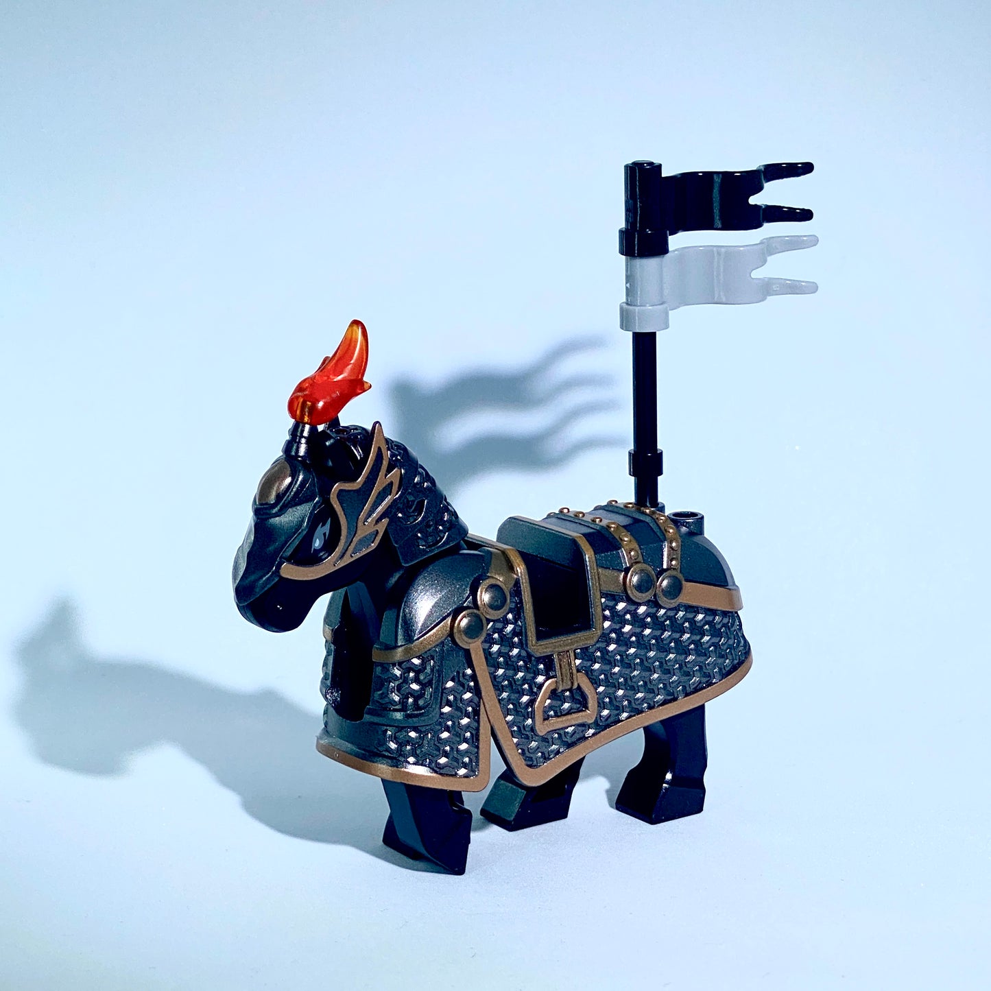 DeCool Three Kingdoms Figurine - Heavy Armor Horse (20688)